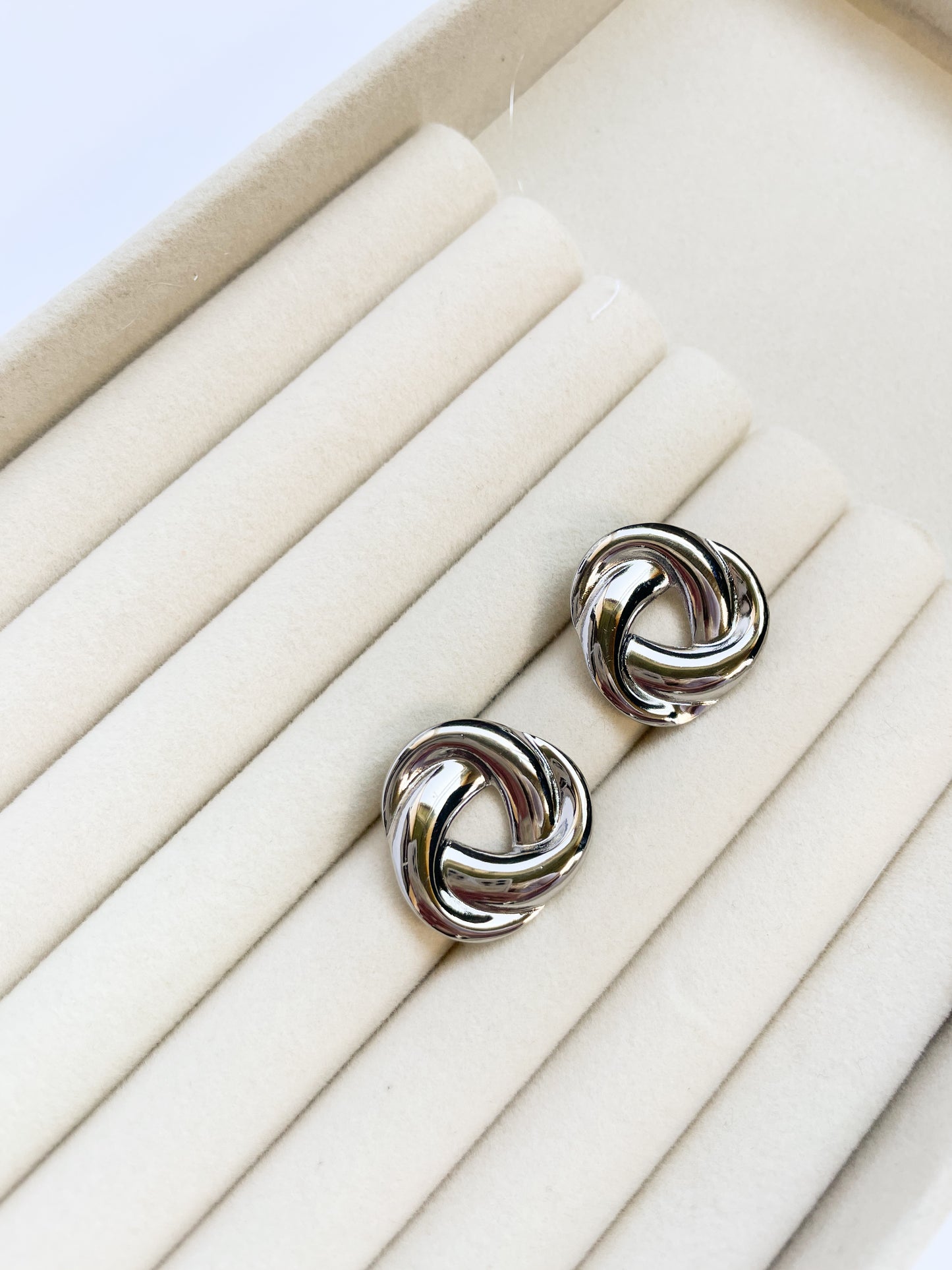 Обемни преплетени обеци възел от медицинска стомана 316L