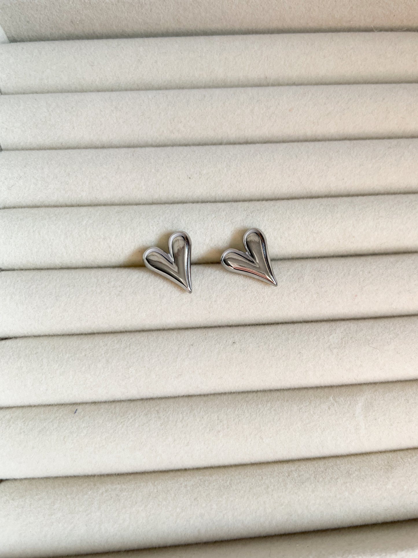 Обеци във формата на сърца на винт от медицинска стомана 316L