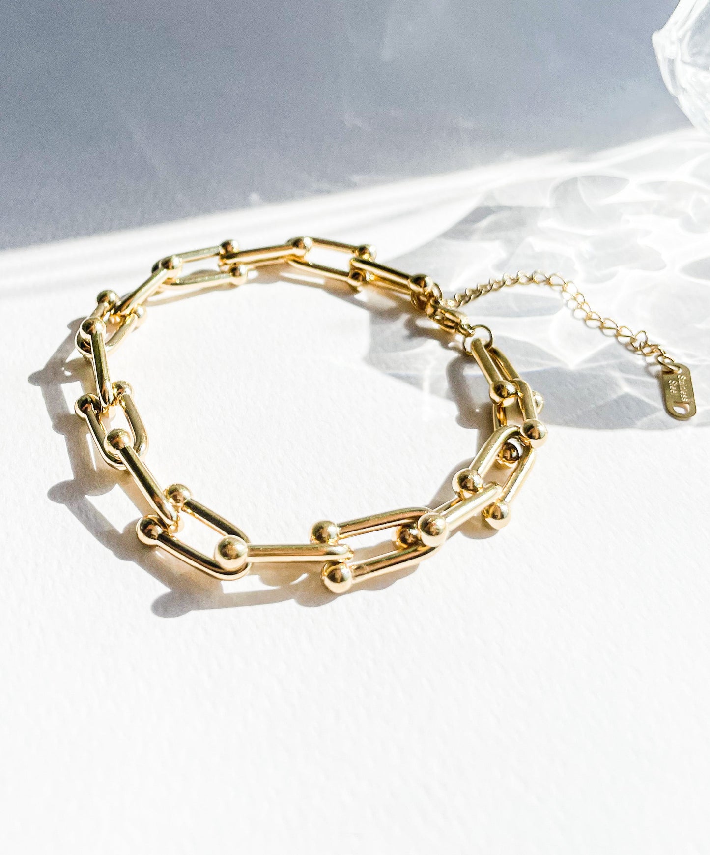 Масивна дамска гривна с дебела плетка от медицинска стомана 316L