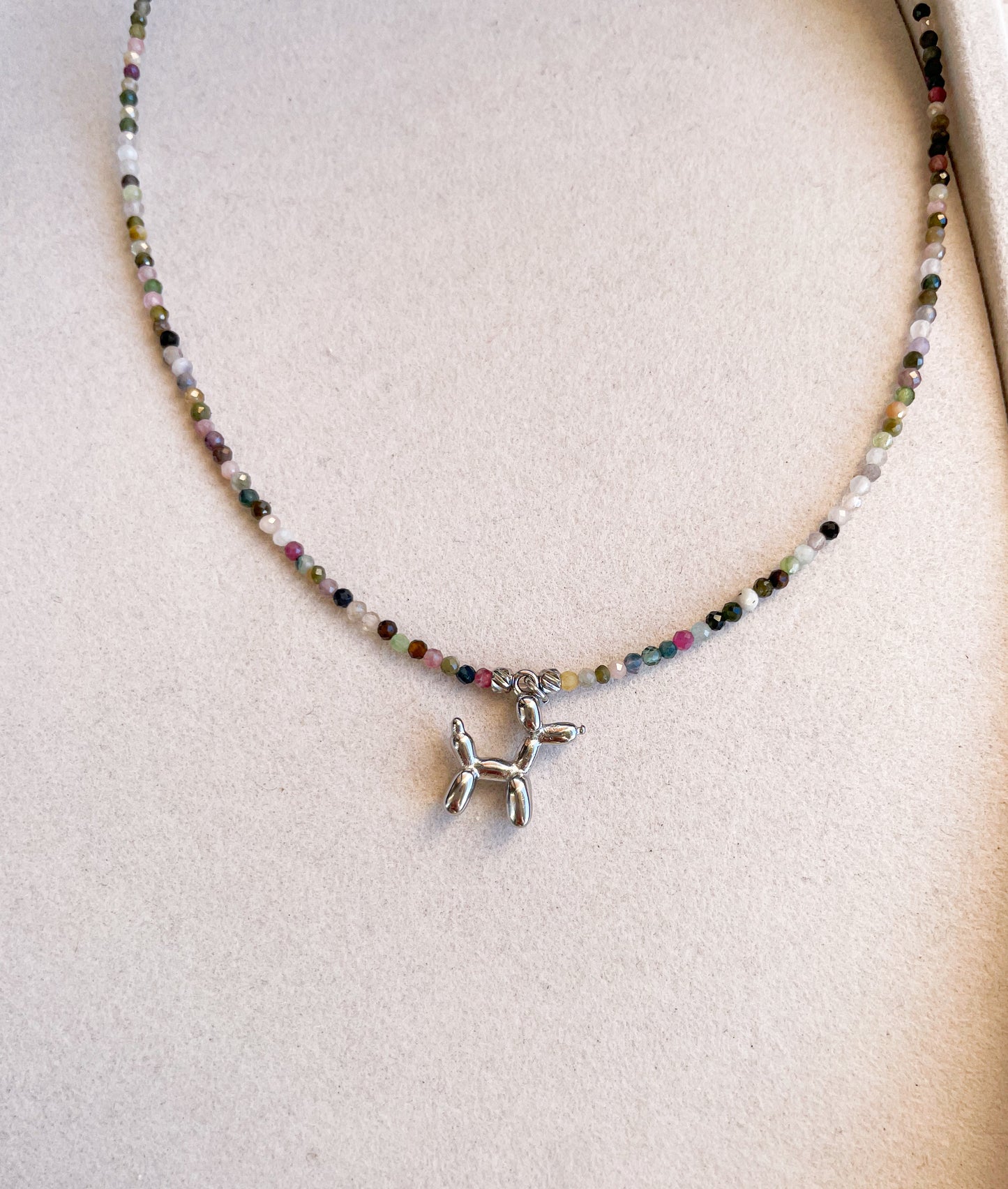 Колие “Ballon tourmaline” с висулка балонено куче и турмалин