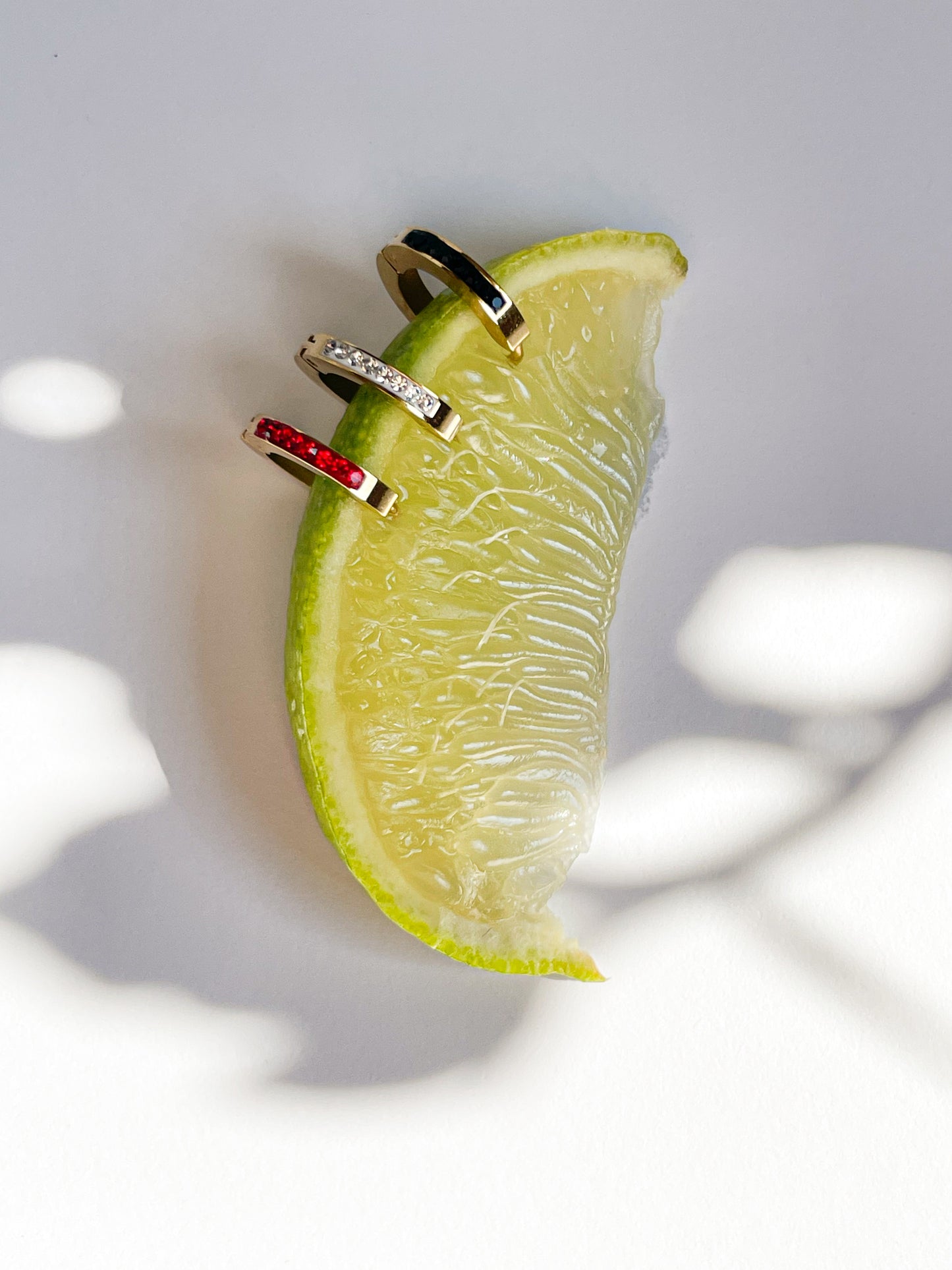 Обеци халки с малки камъчета от медицинска стомана 316L