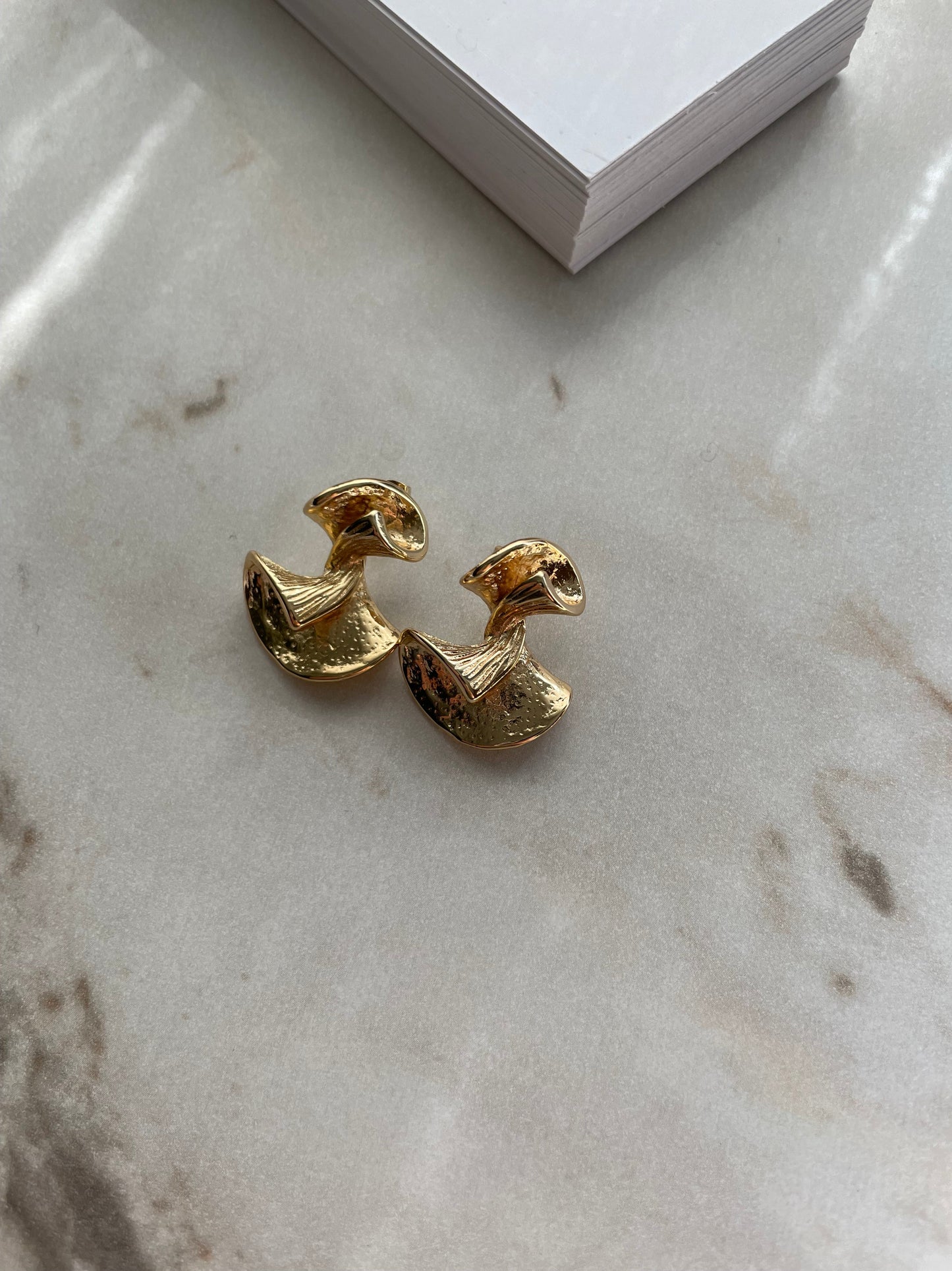 Интересни дамски обеци на винт с нестандартна форма от медицинска стомана 316 L 