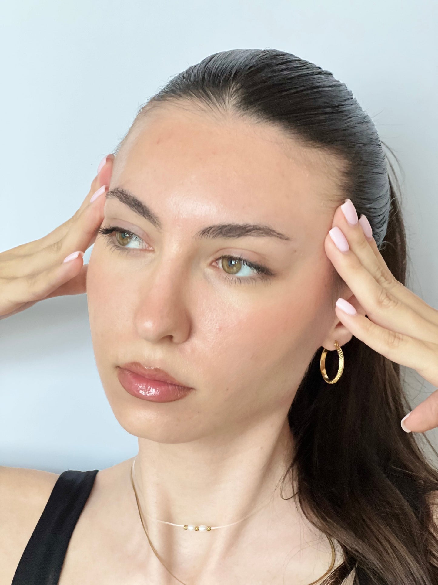 Обеци халки от медицинска стомана 316L в златист цвят с релефни детайли