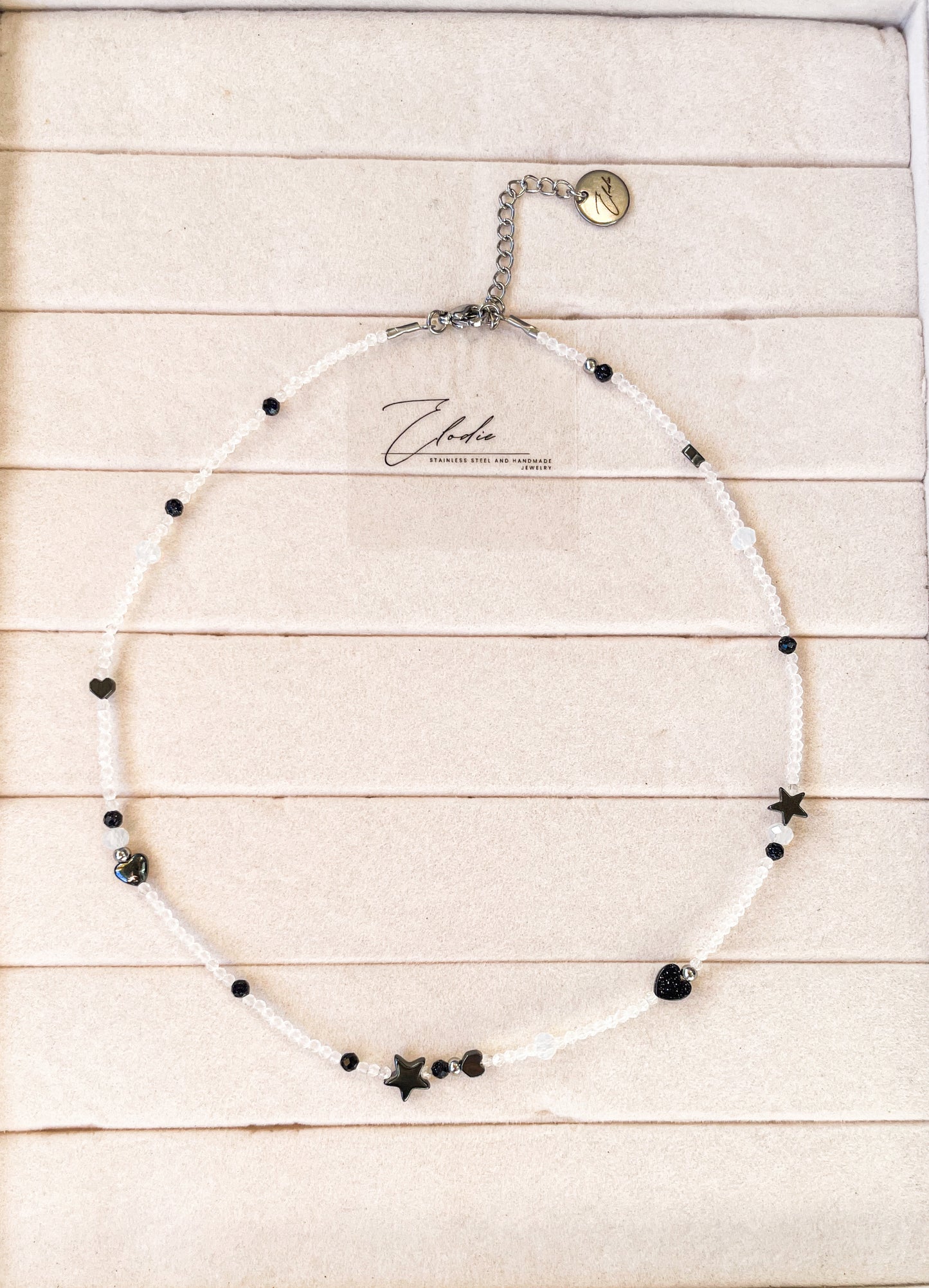 Колие “Еnergie céleste” с прозрачни кристали,хематит,авантюрин и лунен камък