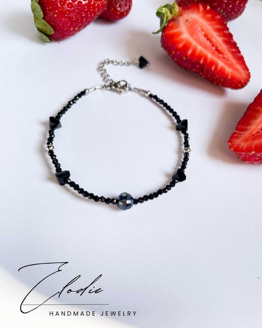 Гривна ''Nuits noires'' с черни кристали